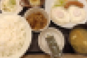 【画像】松屋の朝食これ700えんです