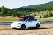 テスラ「Model Y」受注開始　619万円～