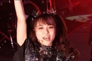 10 BABYMETAL YEARSのキツネ様の啓示のパズルを解け！　【海外の反応】