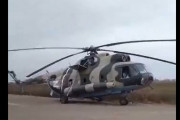 ウクライナ軍がヘルソンで稼働可能な状態のMi-8ヘリを発見…対空ミサイルS-300も鹵獲！