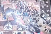 【動画】賑わうクリスマスマーケットに暴走車が突っ込み70人が死傷。