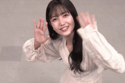 【乃木坂46】久保史緒里 下からノゾいてみた.gif 久保ジェスチャー×またどこかで