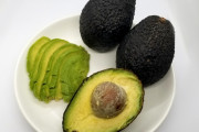 アボカドもらったのだがおすすめな食べ方教えてくれ