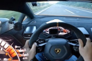 エグい勢いで358km/hまで加速する1250馬力のランボルギーニ・ウラカンの車載映像。