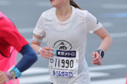 井上咲楽の自己ベスト更新”汗だくマラソン姿”をキャッチ…自己ベスト3時間24分を記録、選挙ウォッチャーに昆虫食の多趣味ぶり