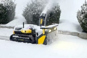 【動画】雪国の救世主。自動で除雪をし続けてくれるロボットが165万円〜。