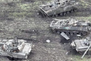 ロシア軍の損害、装甲車7162(＋11)・長距離砲2877(＋14)・特殊車両352(＋7)…ウクライナ国防省発表！