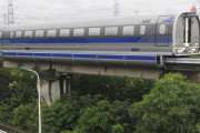 中国リニア、時速６００キロ　試験走行、ＪＲに迫る  [6/28]
