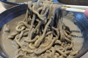 【画像】煮干しラーメンとかいう健康によさそうなラーメン