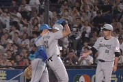アセベド、プロ初打席で初ヒットきたぁぁぁぁ！！