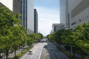 【画悲報】一般人の87％「え？片側二車線道路の右側って“速い車専用”じゃないの？」