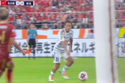 【動画】ランゲラックさん、新潟の選手たちにボールを当てられまくるｗｗｗ