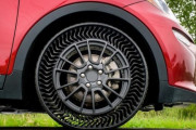 GMが将来の電気自動車にエアレスタイヤ採用か