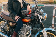 バイク好きで有名な滝菜月アナがSR400を購入！！「初単気筒、初キックスタートと、ワクワクすることばかり」