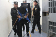 【毎日新聞】「逃げる者は射殺」　中国のウイグル族「再教育施設」内部資料が流出