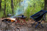 キャンプやBBQ用に椅子欲しいんだけどオススメのメーカーある？