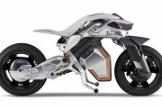 ヤマハ、自律走行モビリティ「MOTOROiD2」コンセプトモデルを世界初公開