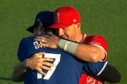 【海外の反応】大谷翔平が元チームメイトたちをハグする様子【MLB】