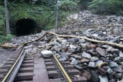 【台風19号】復旧を阻む険しさ、箱根登山鉄道の「台風被害」