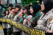 インドネシア陸軍が女性新兵の「純潔検査」廃止示唆 WHOも人権侵害と批判