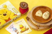 「くまのプーさん×東京ばな奈」プーさんのお顔付き！“銀座のはちみつケーキ”などが新登場◎