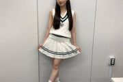 【らじらー！】美脚があらわに。川﨑桜、衝撃のノースリーブ+ミニスカ私服 全身ショット公開【乃木坂46】