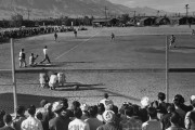 【海外の反応】強制収容所で野球をする日系アメリカ人【1943年】