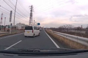 投資家さん「危険運転に遭遇した！！晒す！！」→ドラレコを確認した結果、自分の方が危険行為役満だったと判明してツッコミ殺到。大炎上へｗｗｗｗｗｗ