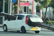 【悲報】軽自動車乗りさん、限界を挑戦してしまう