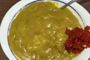 【悲報】日本人、バスセンターのカレーとかいうただの立ち食いカレー屋に行列を作る