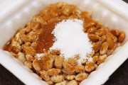 【悲報】納豆に砂糖入れない奴、人生損してるｗｗｗｗｗ
