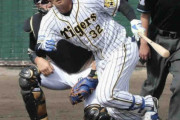 佐藤輝に負けられん　2年目の阪神・井上が逆転口火の二塁打　長打力で外野争いに参戦
