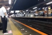 【動画】「下がれよ、安月給」「殺すぞ！」撮り鉄が駅員に罵声…近鉄は後日警察に相談「今後は躊躇せず通報」