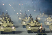 朝鮮労働党創立75年軍事パレードにM1A1っぽい新型戦車出てきた…軽装甲機動車に似たやつも！
