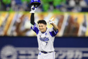 佐野恵太(27) 打率.323 11本 41打点 出塁率.363 OPS.871 UZR+2.5←これの評価