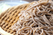 【速報】蕎麦の食べ方を知らない大人が急増中...　あなたは大丈夫？