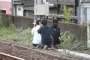 【画像】撮り鉄さん、一線を超えるwwwwwwwwwwwwwwwwww