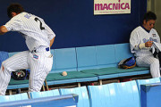 【ベイスターズ】横浜三大暗黒ネタ｢内川、横浜を出る喜びを知る｣｢村田の監督室事件｣ あと一つは？
