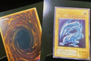 【悲報】遊戯王オタク、騙される『ブルーアイズの写真です』買ったらホントに写真が来た