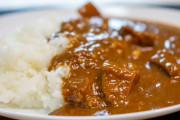 カレーに牛肉入れる地域、見つかる