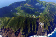 海外「ポケモンの生息地！？」日本から最も孤立した火山島が海外で話題に←人が住んでるらしいけどマジ？