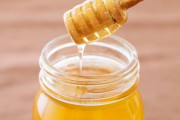 はちみつ「腐りません。虫歯になりません。食べる以外にも用途色々あります」←こいつが目立たない理由