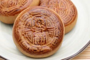 中国には月餅を作らずに月餅でボロ儲けする月餅経済圏なるものがあるらしい