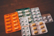 【朗報】アルバイト薬剤師ワイ、週３日働くだけで手取り23万