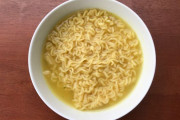 外国人「安物のラーメンを美味しくするコスパ良い具材を教えてくれ！」