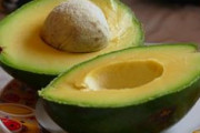 アボカド好きなやつって絶対カッコつけてるよな？
