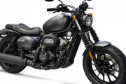 韓国・ヒョースンの原付二種クルーザー「GV125S BOBBER」 希少な125ccVツインエンジン搭載車が日本上陸　価格は４９万円[03/12]