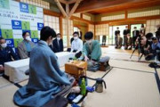 【将棋】藤井聡太王位、タイトル防衛に成功 豊島将之竜王に4勝1敗 決定局も快勝で史上初「10代三冠」に弾み