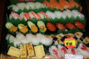 【画像】スーパーで売ってる寿司うますぎワロタｗｗｗｗｗｗｗｗｗ