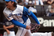 パリーグ王者オリックス、最下位のハム投手相手に完投されまくる